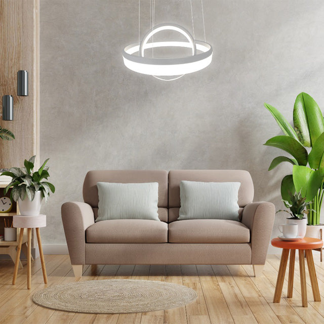SATURN STYLE CHANGEABLE/DIMMABLE CHANDELEIRS 